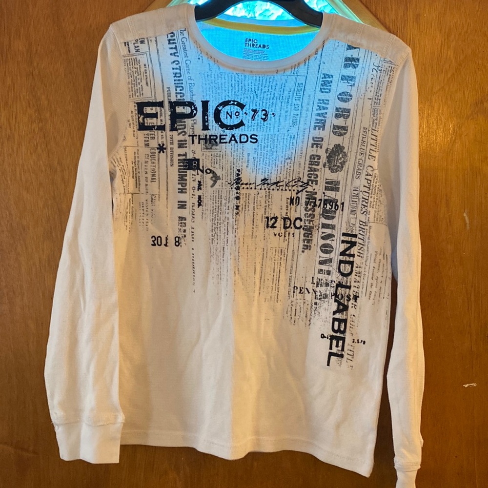 SET EPIC THREADS X-L Long Sleeve Shirt 13-15 and M.Jordan X-L 13-15 jogger pants
